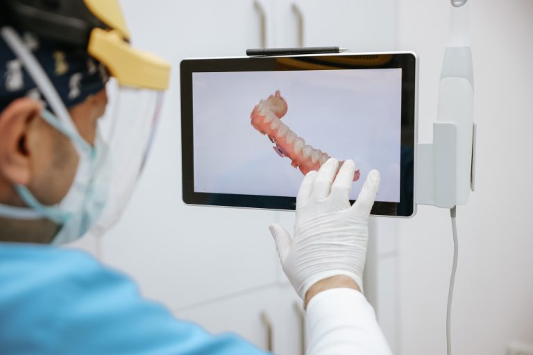 ortodoncia invisible con impresión 3D